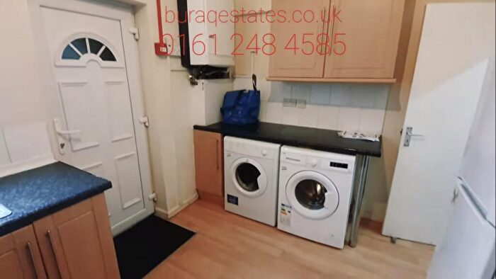 4 Bedroom Semi Detached House To Rent In Mauldeth Road West, Withington, Manchester, M20