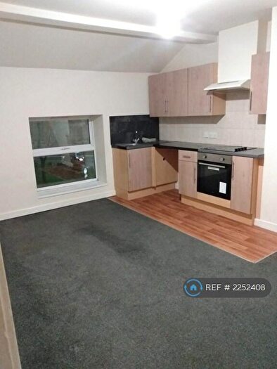 1 Bedroom Flat To Rent In Bury Road, Rawtenstall, Rossendale, BB4
