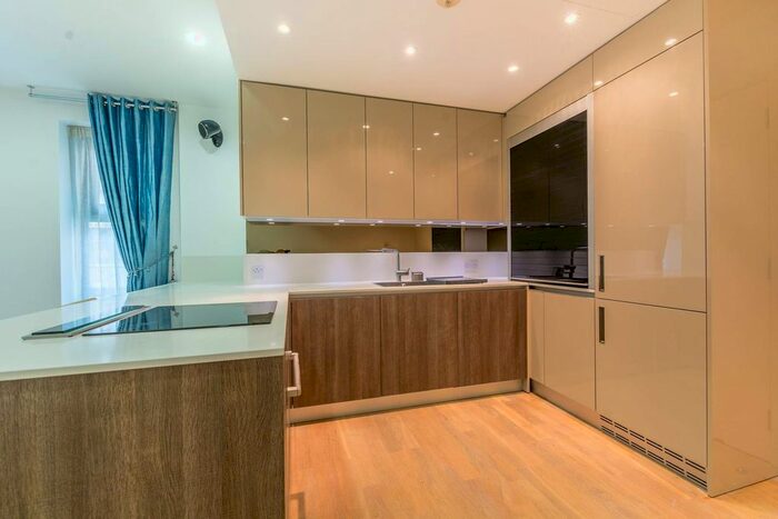 2 Bedroom Flat To Rent In Blandford Street, Marylebone, London, W1U