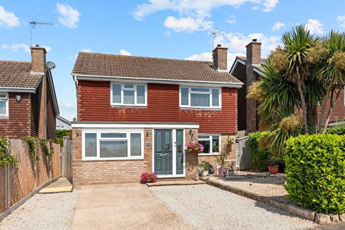 4 Bedroom Detached House For Sale In Edburton Gardens, Shoreham-By-Sea, BN43