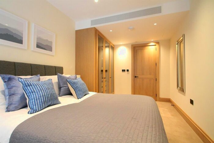2 Bedroom Flat To Rent In John Islip Street, London, SW1P