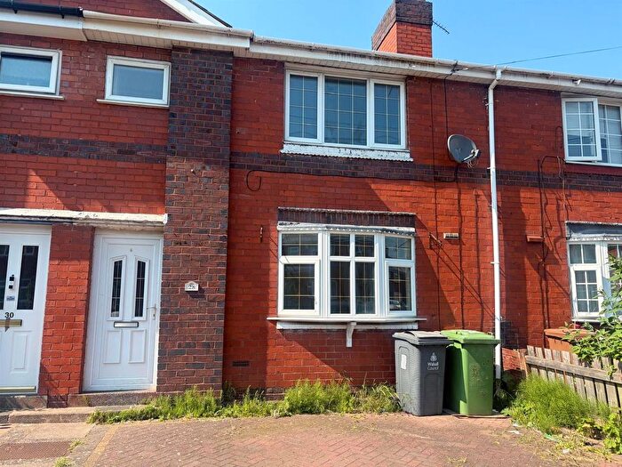 3 Bedroom Property To Rent In Berry Avenue, Wednesbury, WS10