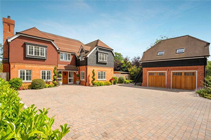 5 Bedroom Detached House For Sale In Rosebank Drive, Chobham, Woking, Surrey, GU24