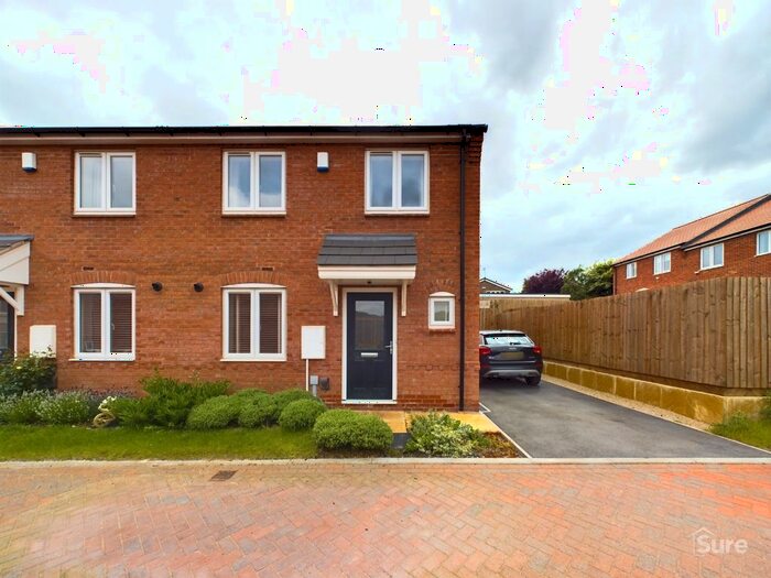 3 Bedroom Semi-Detached House To Rent In Pipistrelle Place, Littleover, Derby, DE23