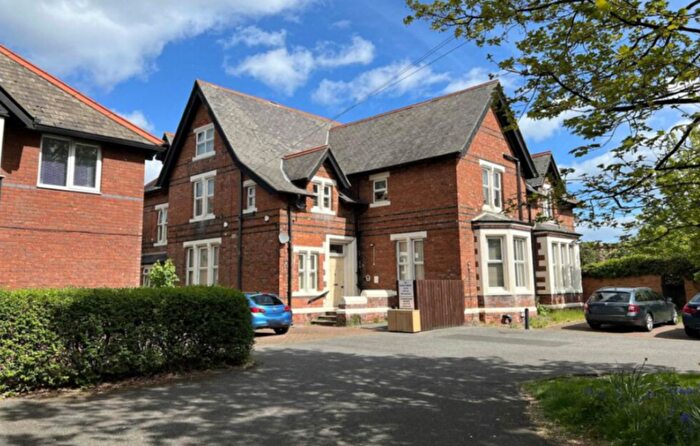 3 Bedroom Flat To Rent In Westoe Village, South Shields, Tyne And Wear, NE33