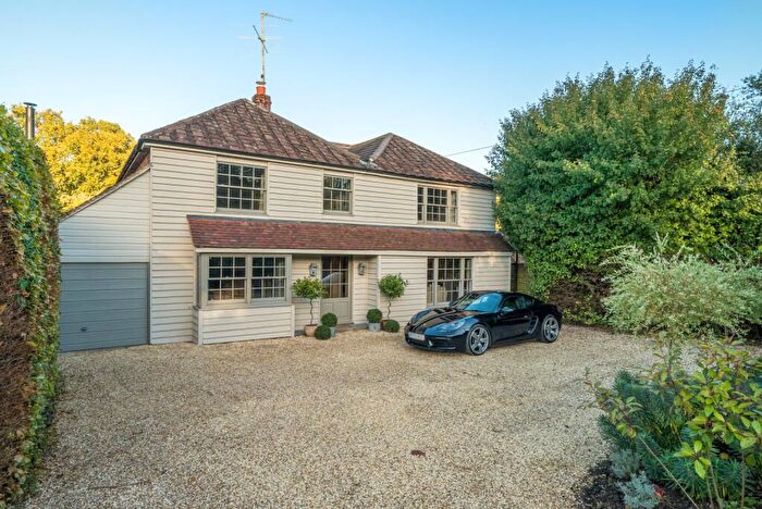 5 Bedroom Detached House For Sale In Frith End Road, Frith End, Near Farnham, GU35