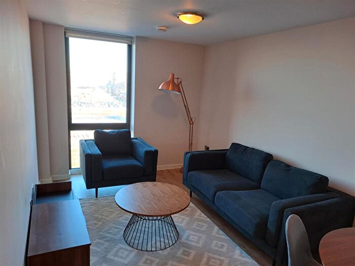 2 Bedroom Flat To Rent In Jesse Hartley Way, Liverpool, L3
