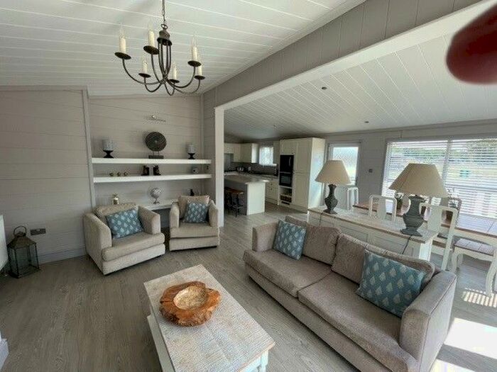2 Bedroom Lodge For Sale In Fornham St. Genevieve, Bury St. Edmunds, IP28