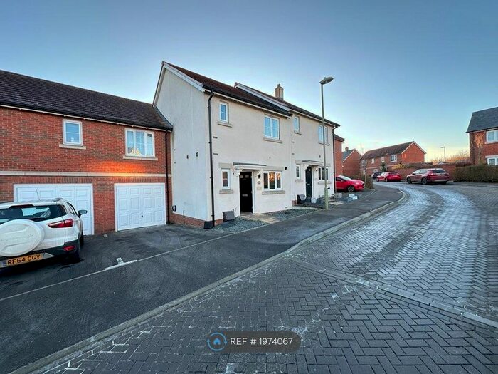 3 Bedroom Semi-Detached House To Rent In Quicksilver Way, Andover, SP11