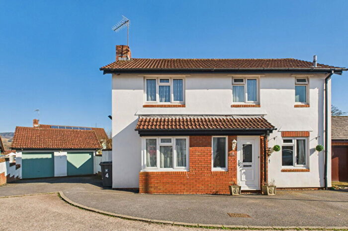 4 Bedroom Detached House For Sale In Lark Rise, Newton Poppleford, EX10