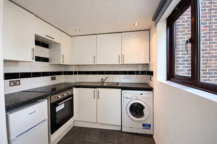 Studio To Rent In Ealing Road, Brentford, TW8
