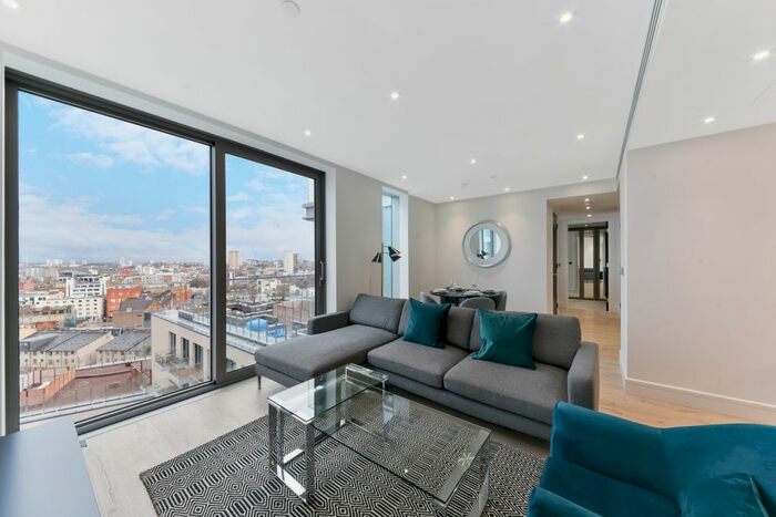 2 Bedroom Flat To Rent In Perilla House, Goodman's Fields, Stable Walk, Aldgate, London, E1