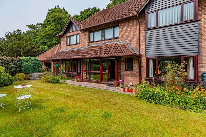 5 Bedroom Property For Sale In Mill Road, Llanishen, Cardiff, CF14