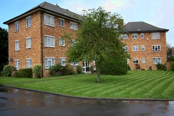 2 Bedroom Property To Rent In The Paddocks, Wembley, HA9