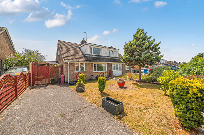 2 Bedroom Bungalow For Sale In Plum Tree Avenue, Forest Town, Mansfield, NG19