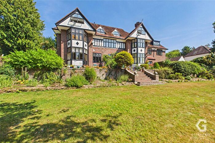 2 Bedroom Apartment To Rent In Martyns Place, Fairfield Road, East Grinstead, West Sussex, RH19