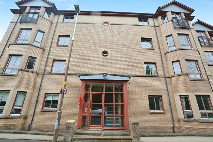 2 Bedroom Flat To Rent In South Groathill Avenue, Edinburgh, EH4