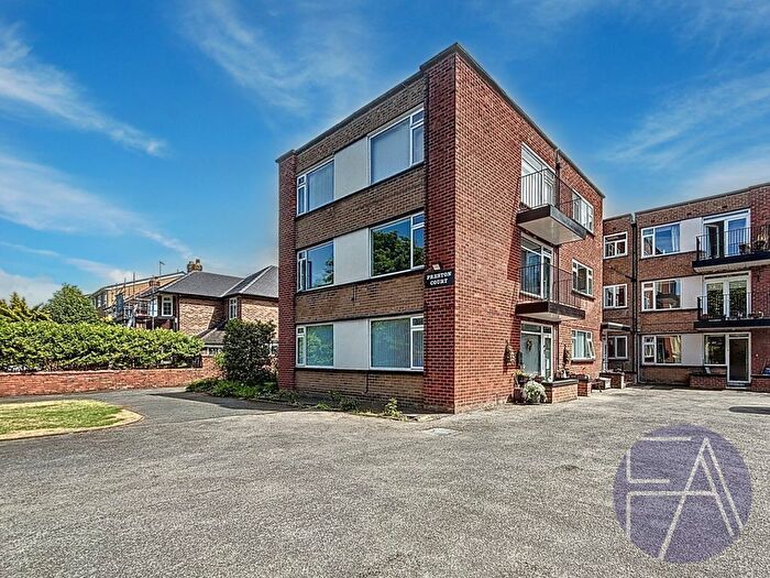 2 Bedroom Flat For Sale In Preston Court, Preston Road, Southport, Merseyside, PR9