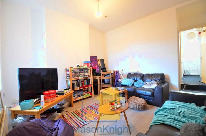 5 Bedroom Terraced House To Rent In Student Property - Manilla RoadSelly Oak, Birmingham, B29