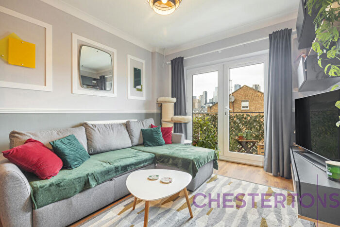 2 Bedroom Flat To Rent In Lyndhurst Lodge, Millennium Drive, E14