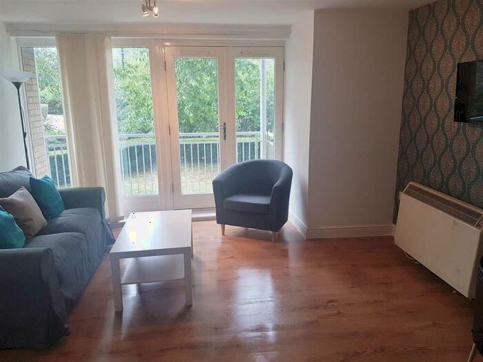 1 Bedroom Apartment To Rent In Bingley Court, Canterbury, CT1