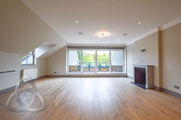 4 Bedroom Flat To Rent In Elsworthy Road, Primrose Hill, NW3