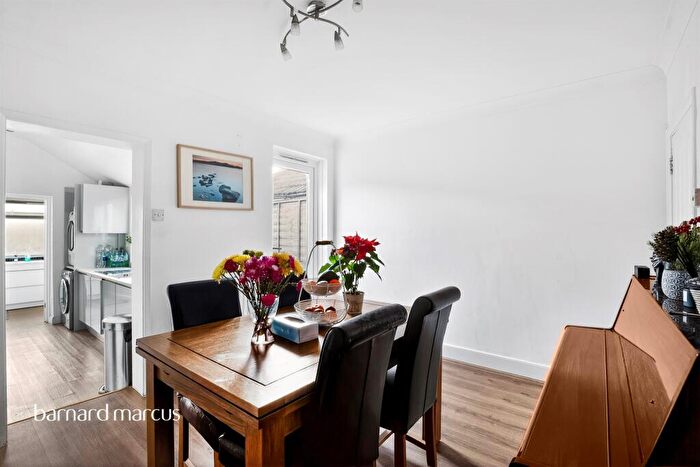 3 Bedroom Terraced House For Sale In Dominion Road, Croydon, CR0