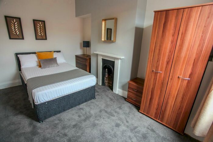 4 Bedroom House To Rent In Upper Warwick Street, L8