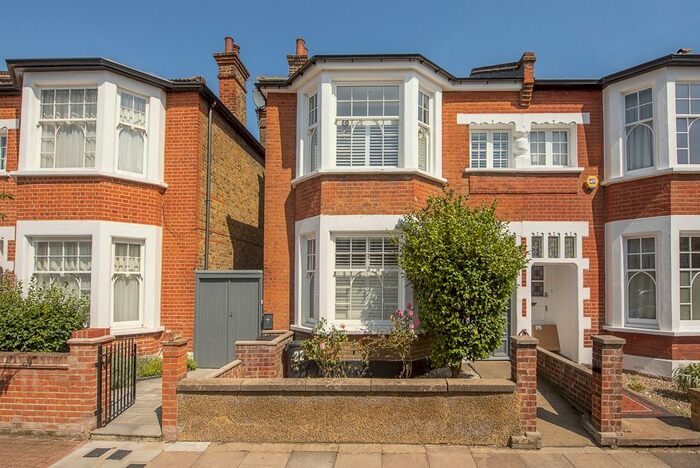4 Bedroom Maisonette To Rent In Hotham Road, London, SW15