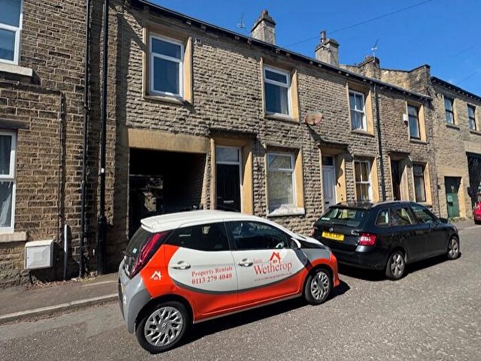 2 Bedroom Terraced House To Rent In Ingram Street, Halifax, HX1