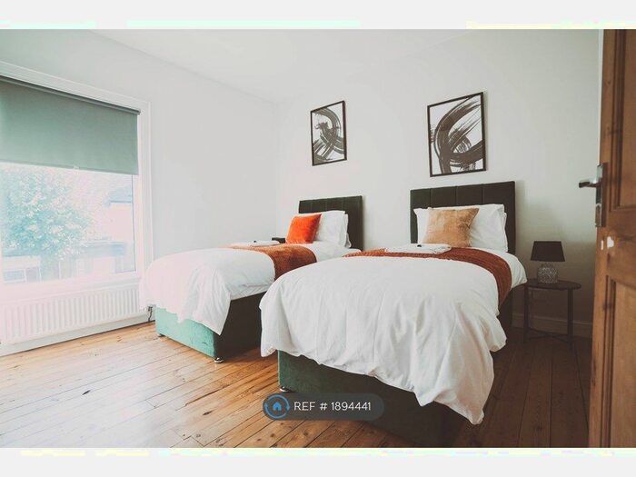 4 Bedroom Terraced House To Rent In Hollis Road, Coventry, CV3