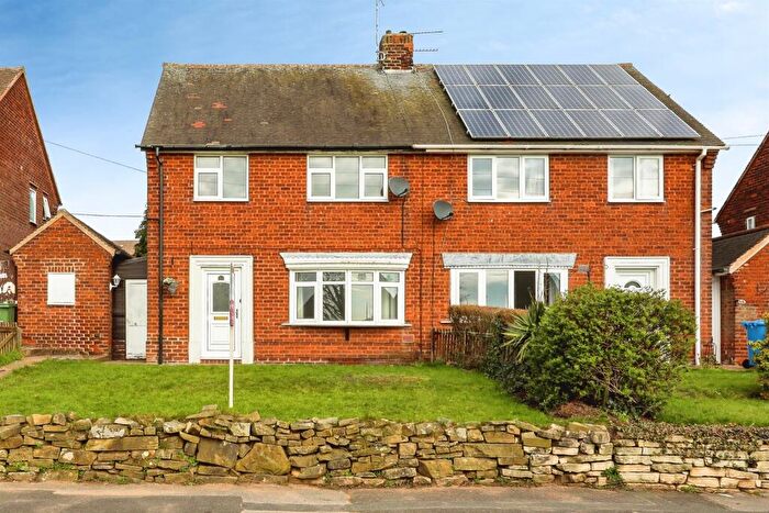 3 Bedroom Semi Detached House For Sale In Kilton Glade, Worksop, S81