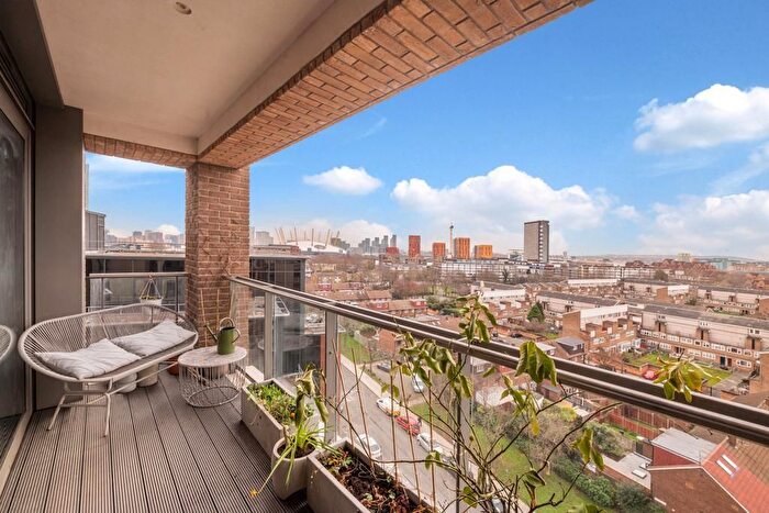 2 Bedroom Flat For Sale In Heritage Tower, East Ferry Road, London, E14