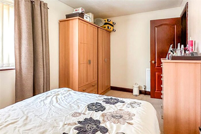 3 Bedroom End Of Terrace House For Sale In Dean Brook Close, Moston, Manchester, M40