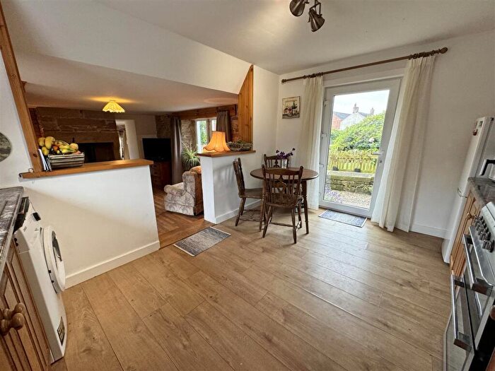 1 Bedroom Character Property For Sale In Great Orton, CA5