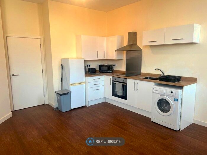 2 Bedroom Flat To Rent In New Central Building, Long Eaton, Nottingham, NG10