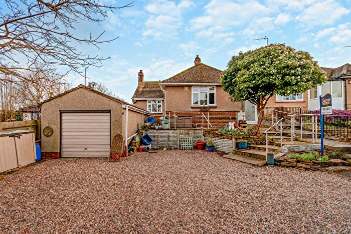 2 Bedroom Bungalow For Sale In Queen Street, Weedon, NN7