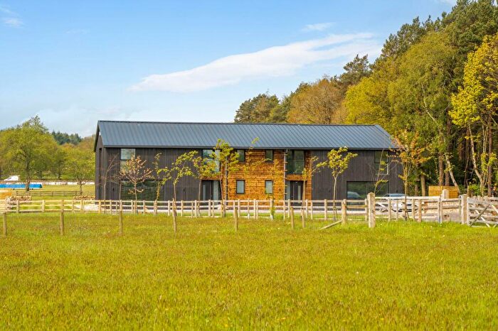 4 Bedroom Barn Conversion To Rent In Otley Road, Beckwithshaw, HG3