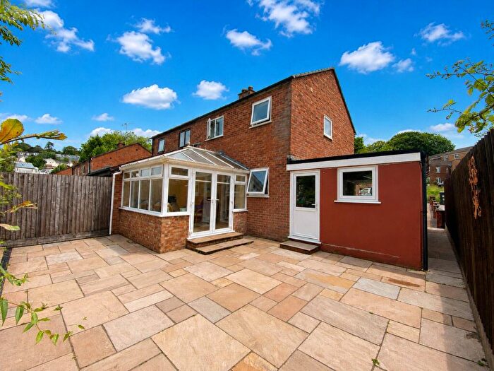 3 Bedroom Semi Detached House For Sale In Trecarn Close, Launceston, Cornwall, PL15