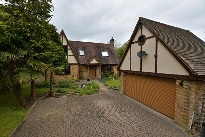 3 Bedroom Detached House For Sale In Heron Hill Lane, Culverstone, Meopham, Kent, DA13