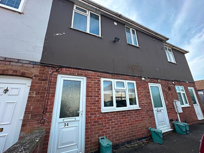 1 Bedroom Studio To Rent In Bed Studio Lee Road, CV31