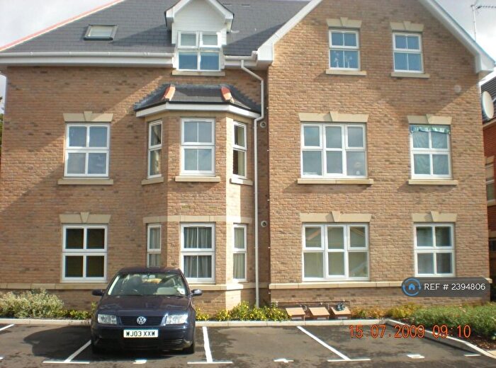 1 Bedroom Flat To Rent In Richmond Park Road, Bournemouth, BH8