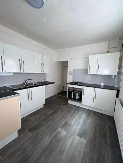 1 Bedroom Flat To Rent In Harlech Street, Liverpool, L4