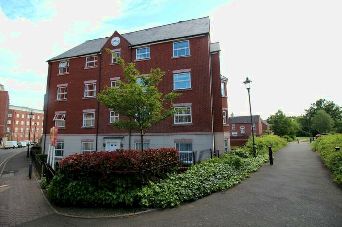 2 Bedroom Flat To Rent In Mereways, Shirley, Solihull, B90