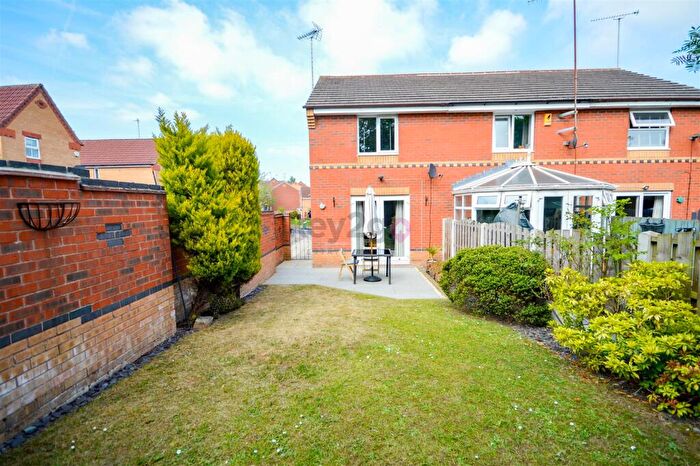 2 Bedroom End Of Terrace House For Sale In Deepwell Avenue, Halfway, Sheffield, S20