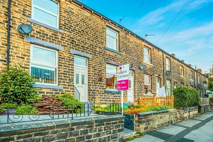 2 Bedroom Property To Rent In Broomfield Road, Marsh, Huddersfield, HD1