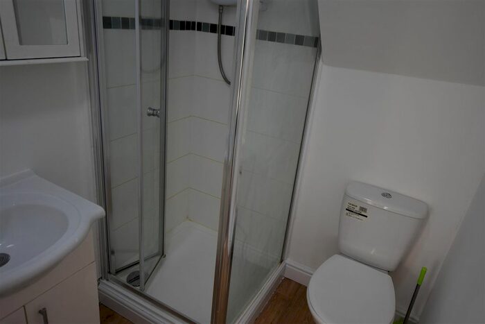 Studio To Rent In Fosse Road South, Leicester, LE3