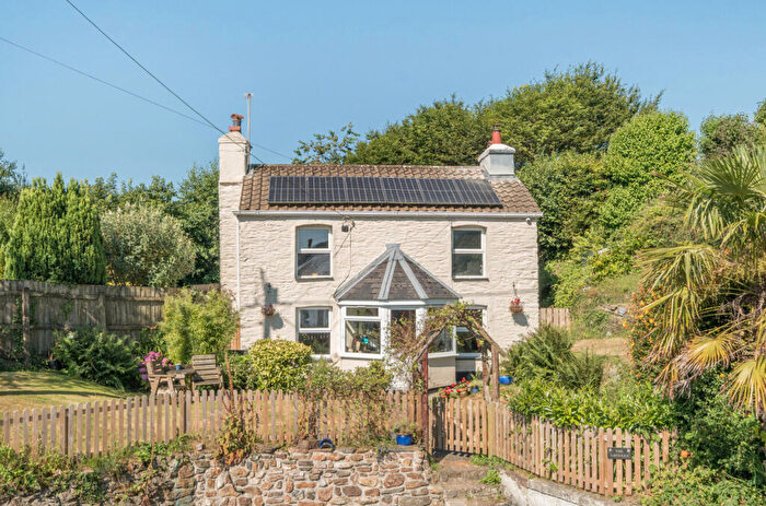 3 Bedroom Detached House For Sale In Harrowbarrow, Callington, Cornwall, PL17