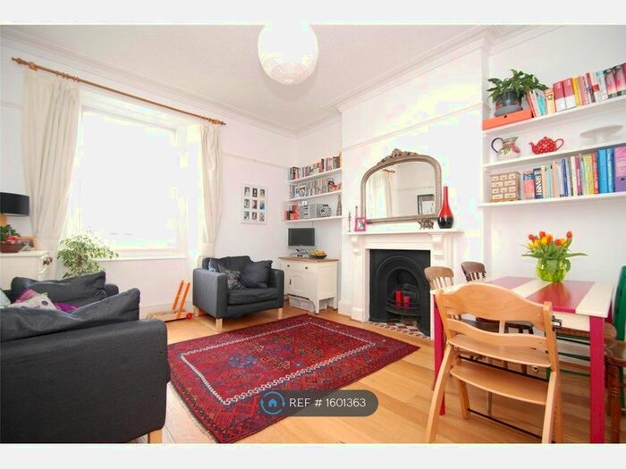 2 Bedroom Flat To Rent In Victoria Walk, Bristol, BS6
