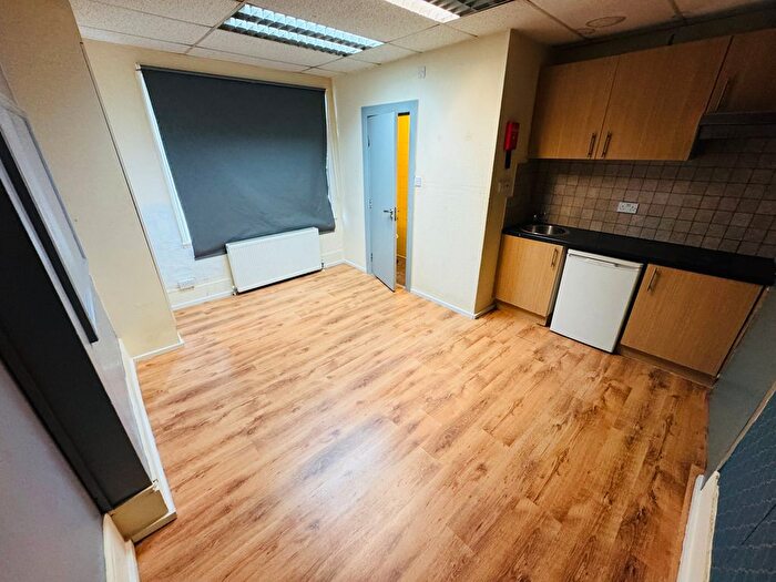 Studio To Rent In London Road, Thornton Heath, CR7